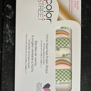 Color Street nail polish strips
